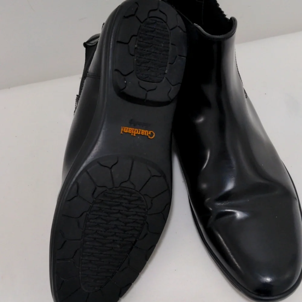 Guardiani Boots - Picture 4 of 9